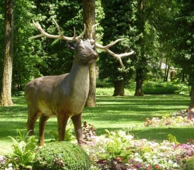 Le Pré la Rose et le Pavillon des Sciences